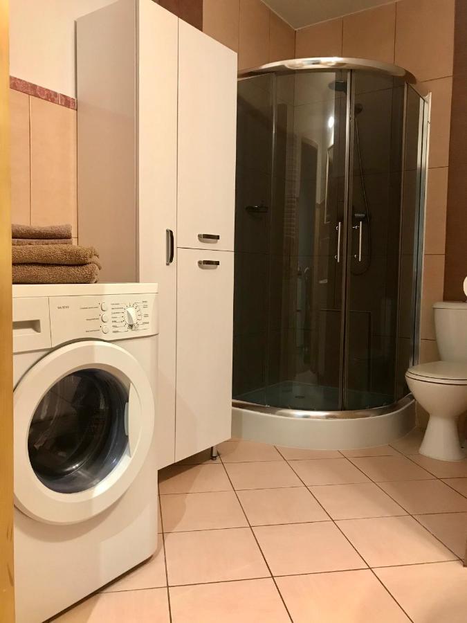 Apartament Matia Studio Apartment Jelenia Gora Ngoại thất bức ảnh